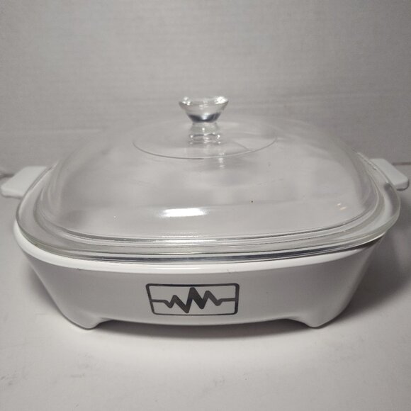 Corning Ware Brown ’N Sear 1.5 Qt Casserole w/ Pyrex Lid –Looks Unused RARE LINE - Picture 5 of 12